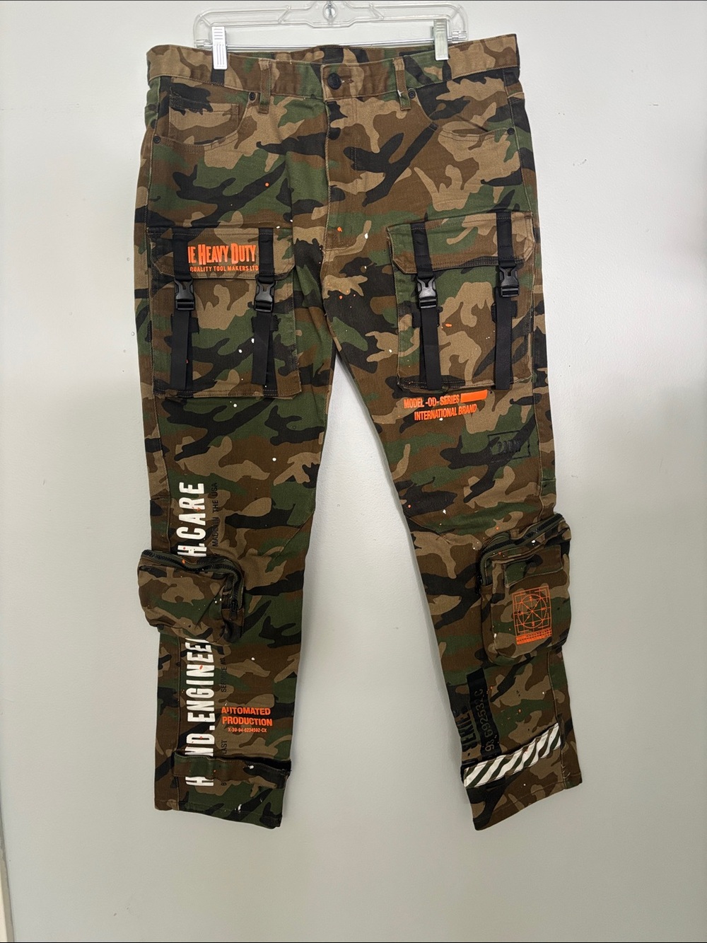 Smoke Rise Men's Camouflage Cargo Pants with Utility Straps - Green/Brown